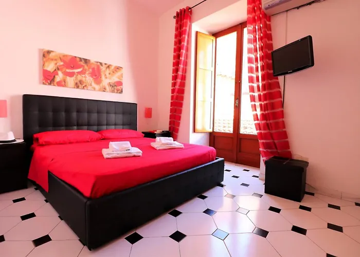 Estate4Home - Sorrento Hearts